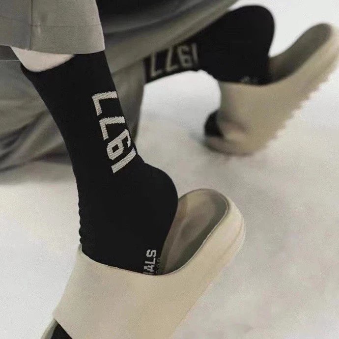 FEAR OF GOD ESSENTIALS socks 1977 letter logo Jacquard design stockings ...