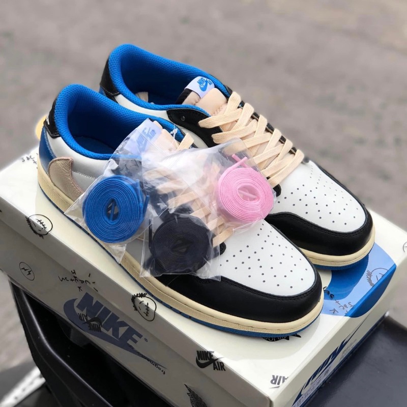 j1 low travis scott price