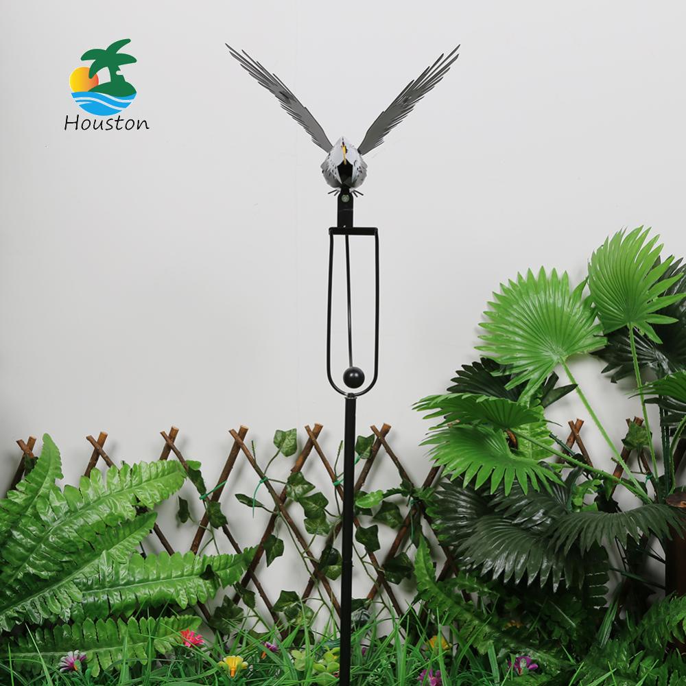 Bird Statue Eagle Stakes Iron Wing Flapping Eagle Pinwheel for Garden