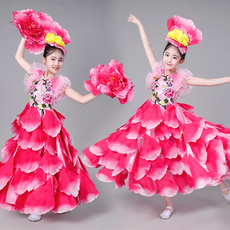 green dress with beads Flamenco Skirt & Blouse Green – The TwoSisters main image 1