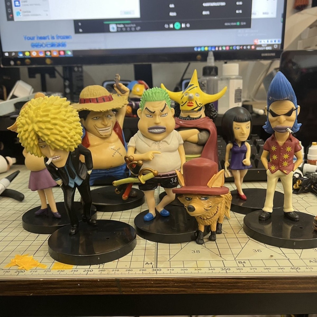 Motherland Version One Piece Fake Pirates A Set of Eight Figures ...