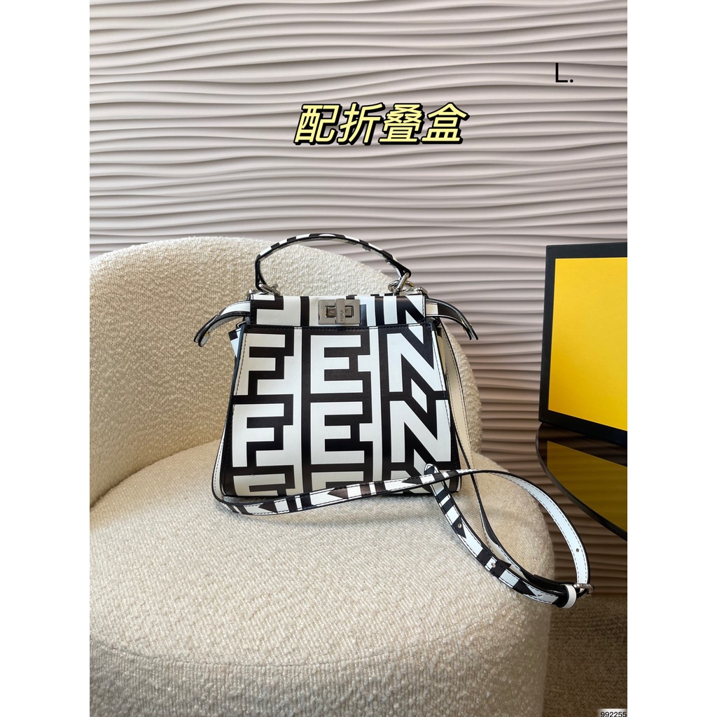 Fendi Shoulder Bag Sports Leather Camera Crossbody Bags Men's And Women