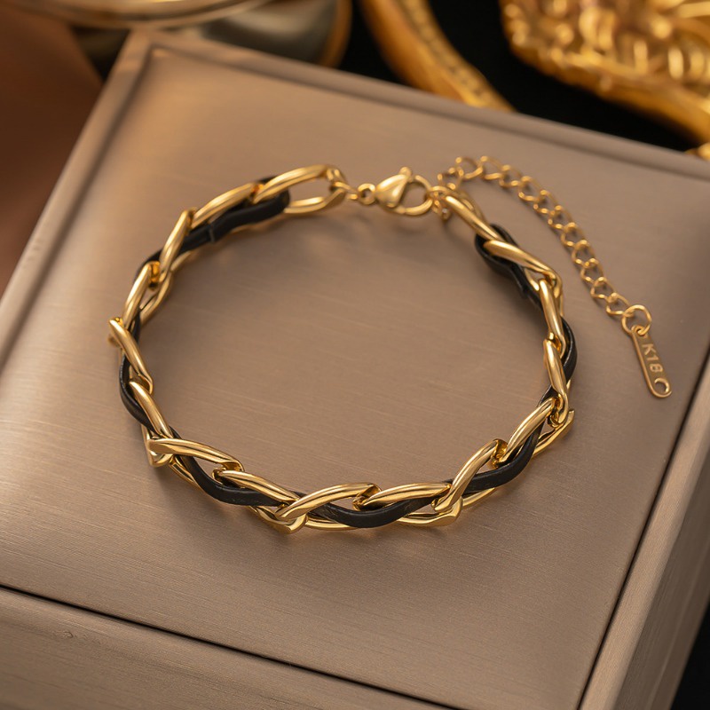 Pearl Titanium Steel Bracelet For Women
