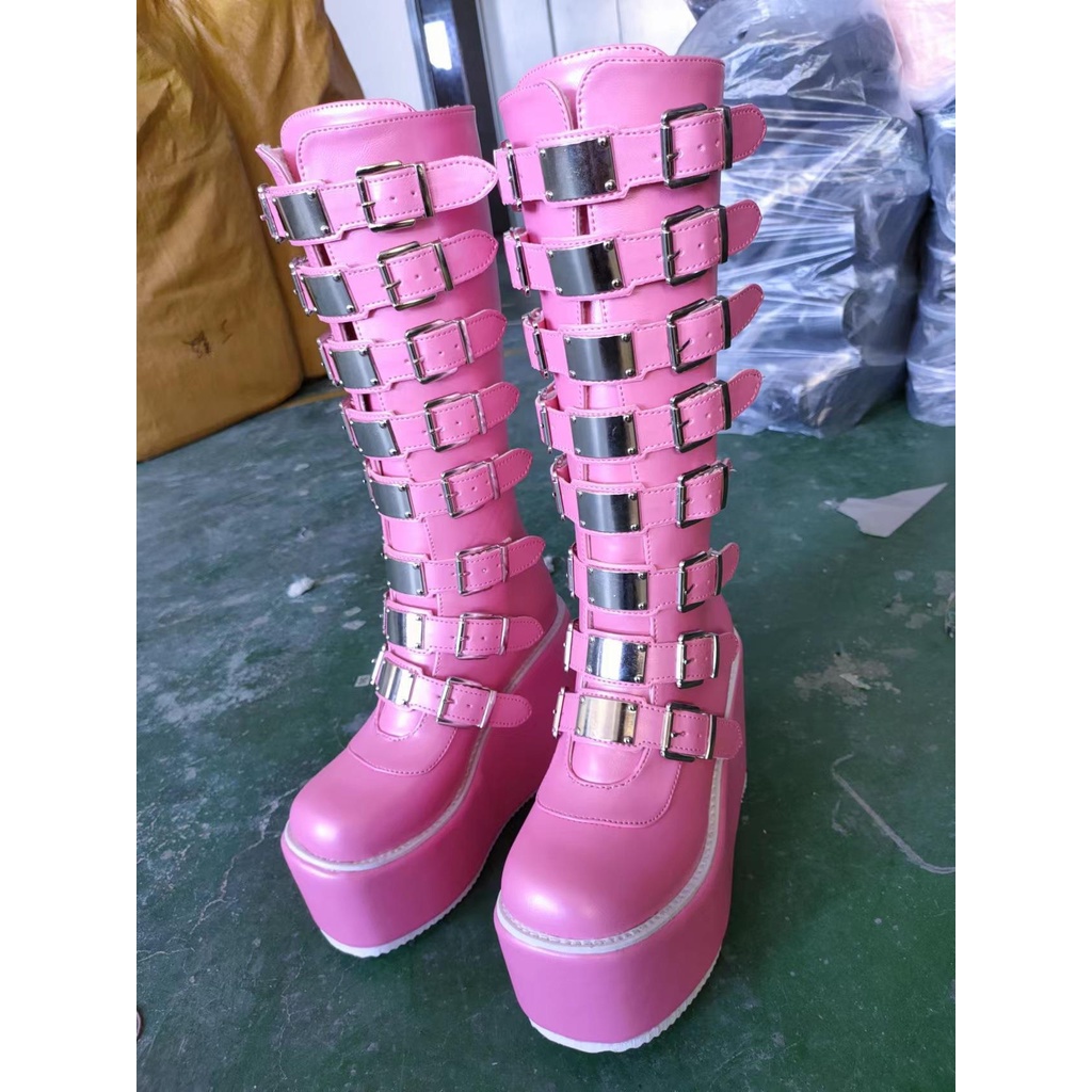 Botas demonia rosa