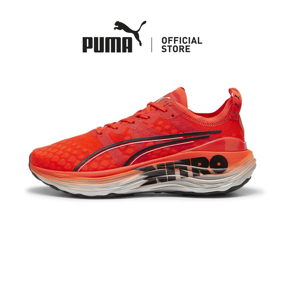 All red hot sale pumas women's