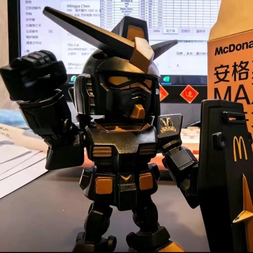 Mcdonalds Gundam Qmsv Mini Black Gold Rx Ver Angus Action Figure