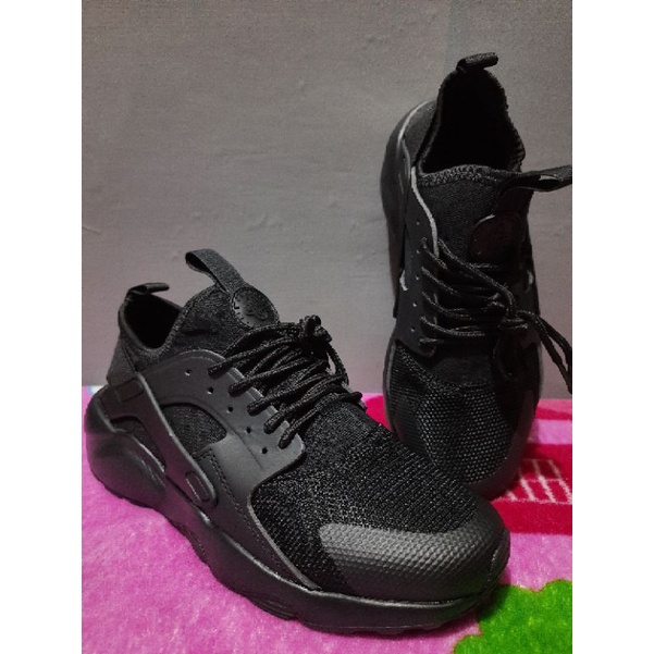 Nike huarache ultra hot sale junior black