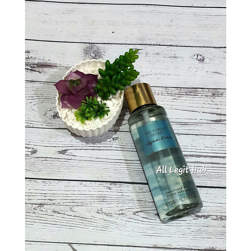 Victoria's Secret Aqua Kiss Fragrance Mist 250 ML / Orig VS Aqua Kiss