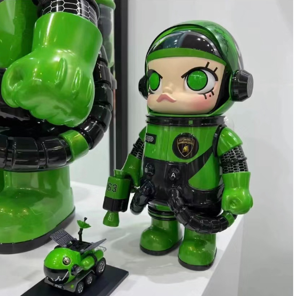 POP MART 400% SPACE MOLLY LAMBORGHINI