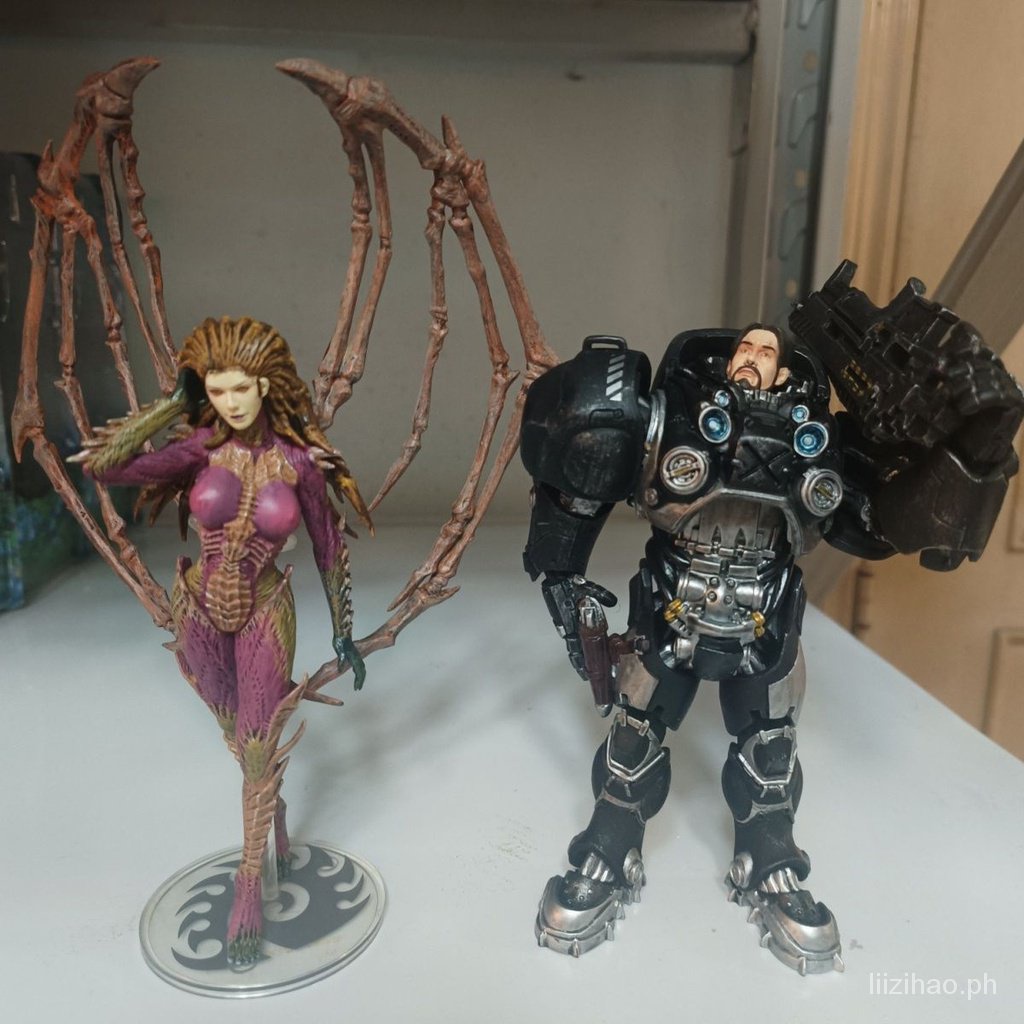 Blizzard Genuine Starcraft Gunner Renault Blade Zerg Queen Karigan Doll