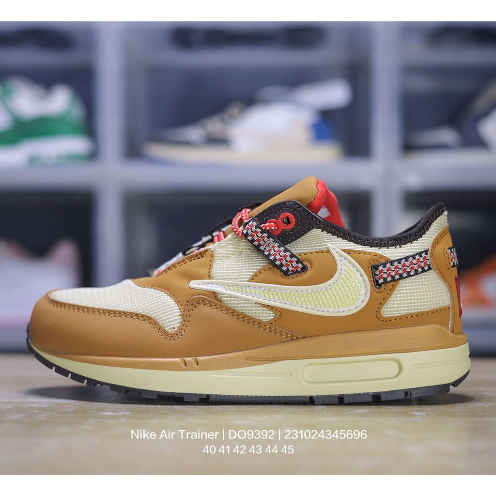 Travis Scott x Nike Air Max 1  