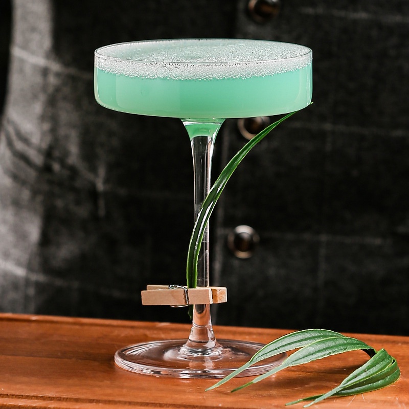 Leadfree New Style LeadFree Crystal Horizontal Cut Dried Martini