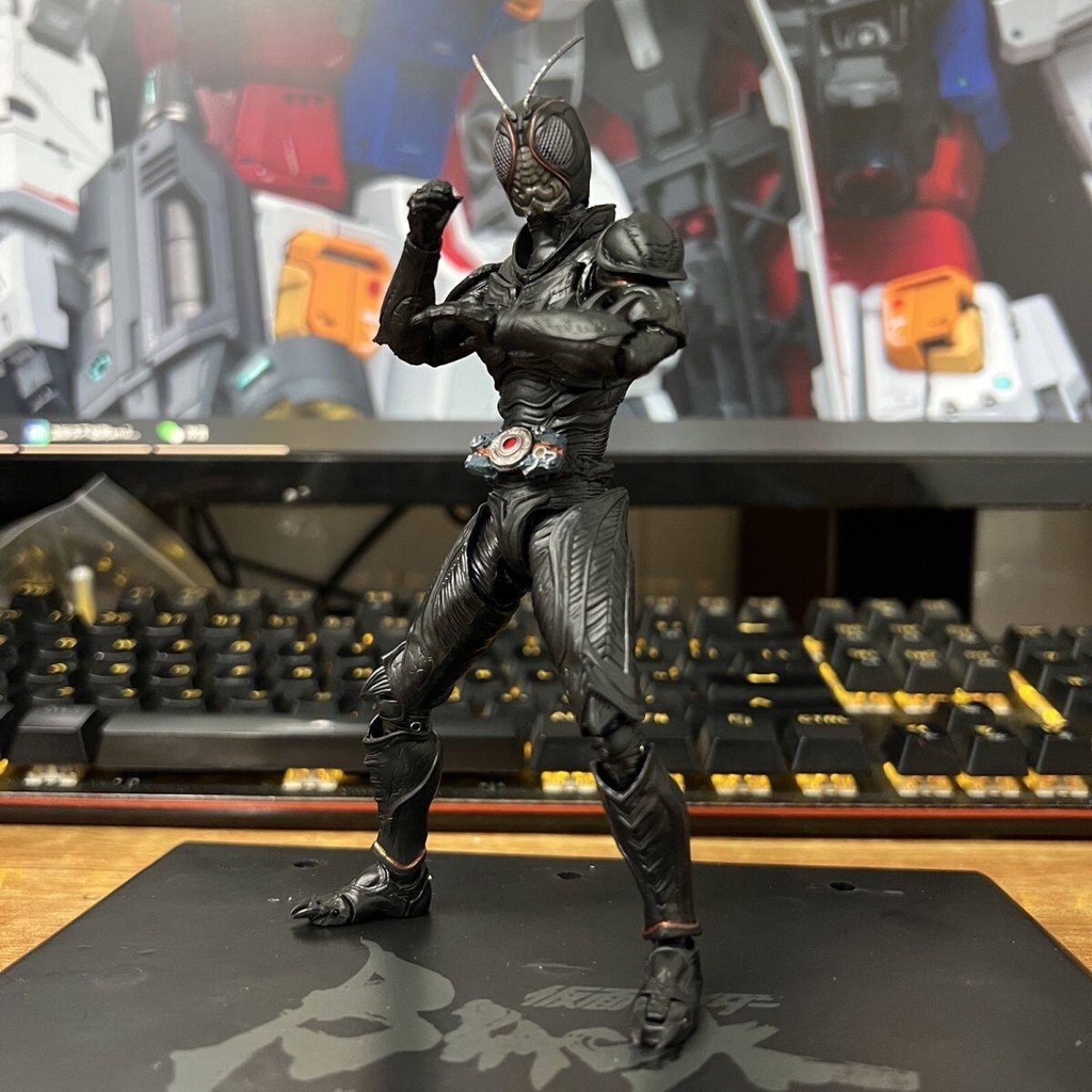 Kamen Rider Black Sun SHF 15cm Black Locust Kaijin Masked Rider Action ...