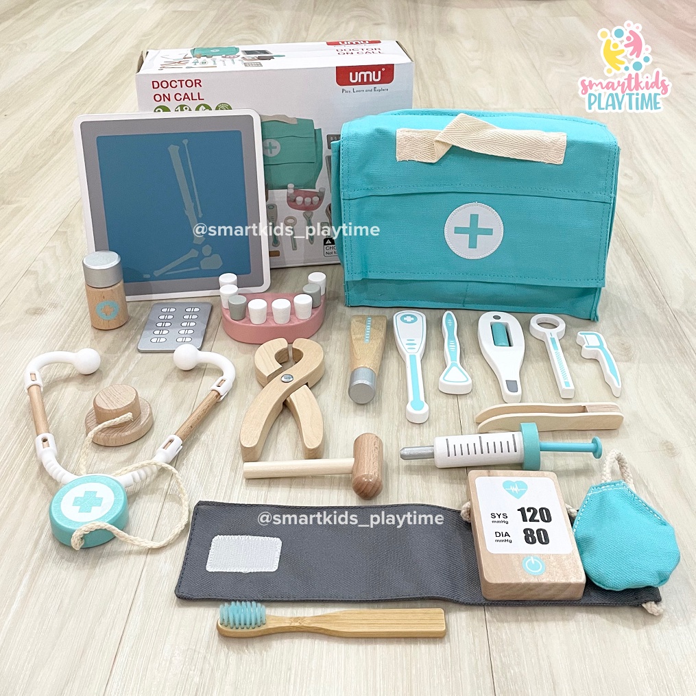 UMU Doctor Kit For Kids, Wooden Pretend Play 37 Pcs Pet Care Play Set, NEW