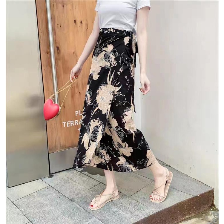 Knotted Wrap Floral Skirt main image 1