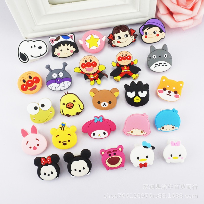 Cute Pikachu Kuromi Jibbitz for Men Monkey Minions Jibits Crocs Charm