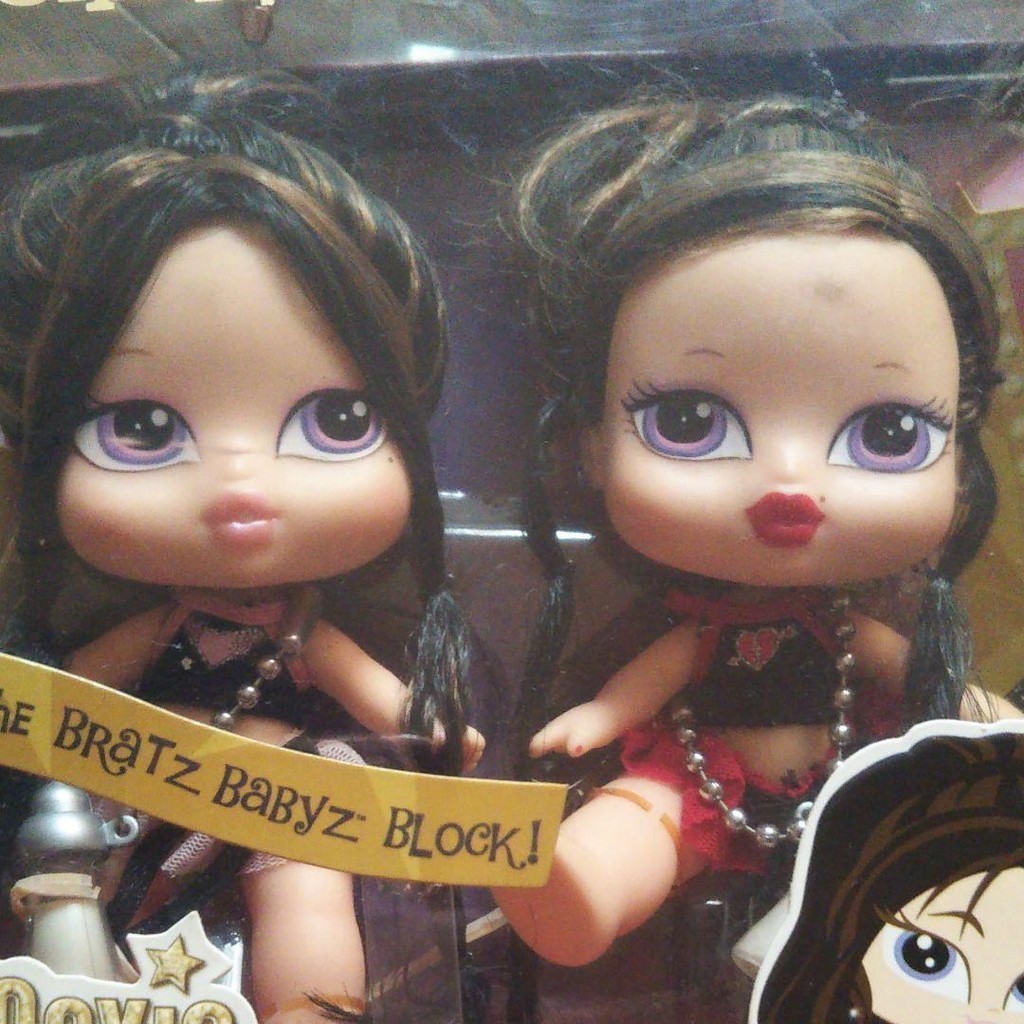 Japanese Fashion AUTHENTIC BRATZ Bratz Doll Twins Ametoy Doll ...