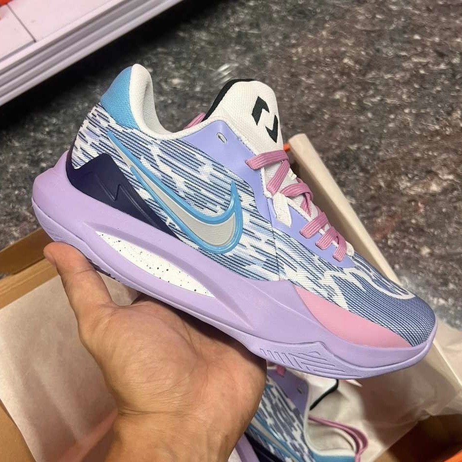 melo basketball shoes