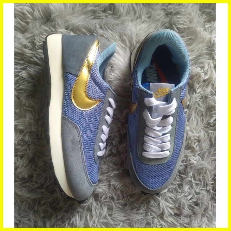 COD E C SHOES NIKE DAYBREAK
