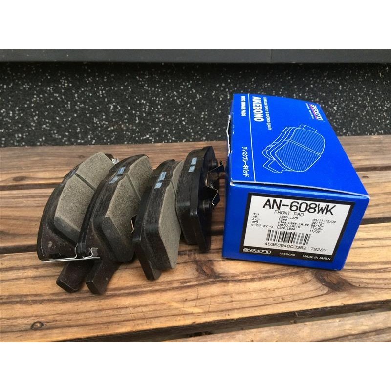 Akebono Brake pads Front for Mitsubishi Mirage G4 Hatch 2012 up/Wigo E