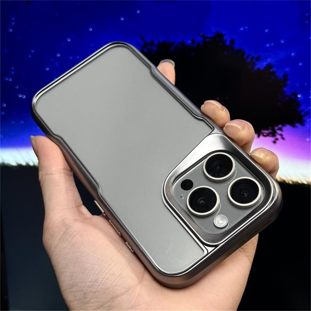 High quality shockabsorbing phone case suitable for iPhone 15, 14, 13