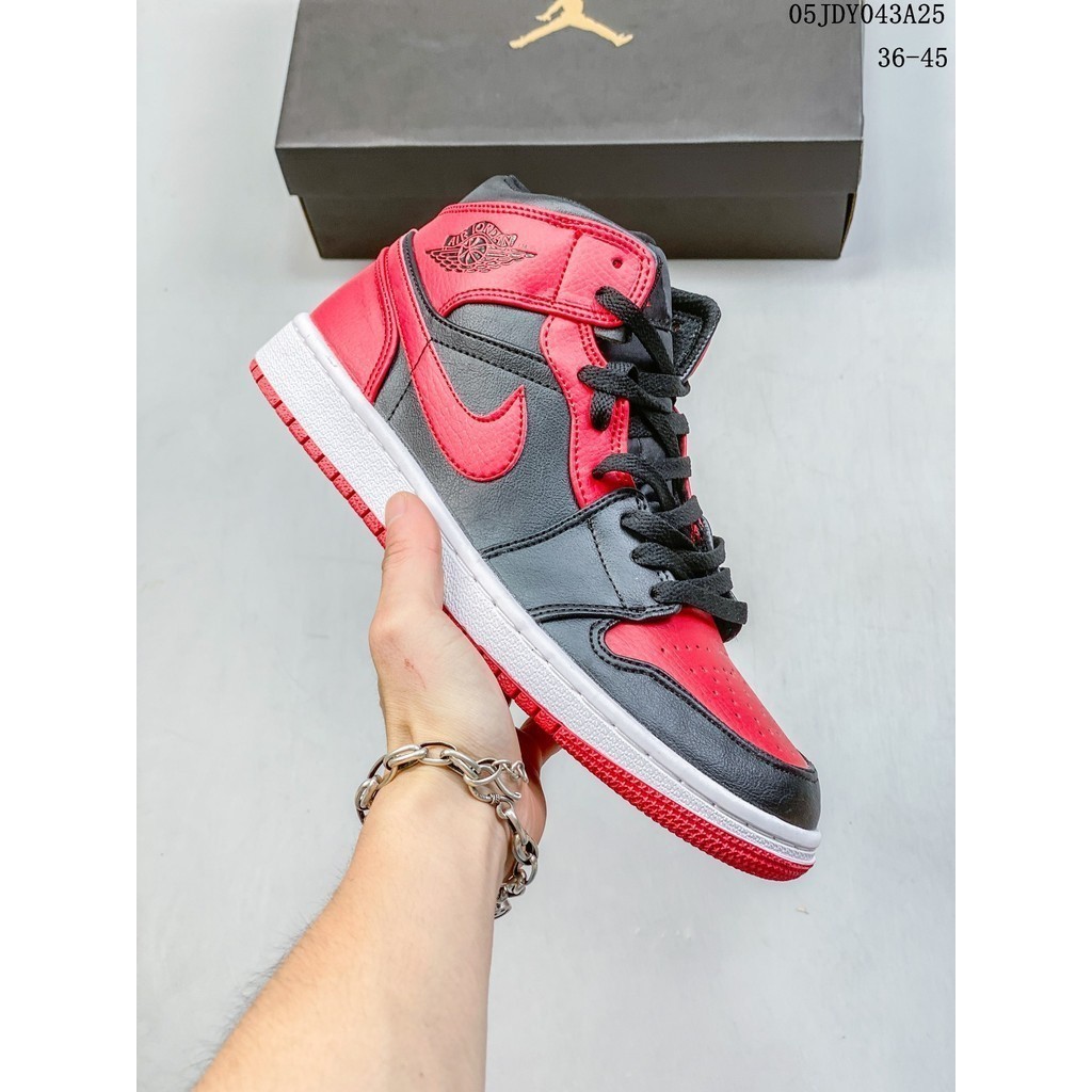 100 Original Ni.ke Air Jordan 1 Mid AJ1 highend basketball shoes for men and women patent