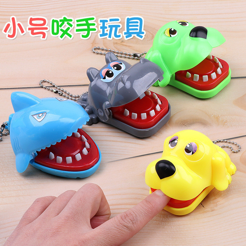 Small Small Hand-Bite Shark Table Game Props Mini Finger-Bite Crocodile ...