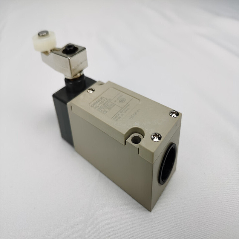 Hl-5072 Stroke Limit Switch Original Dedicated Sea Injection Molding ...