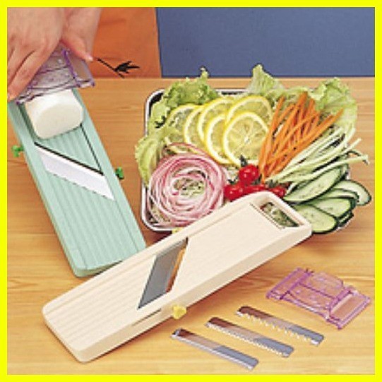 ۩ Japanese Mandolin Benriner All Purpose Vegetable Slicer/BENRINER