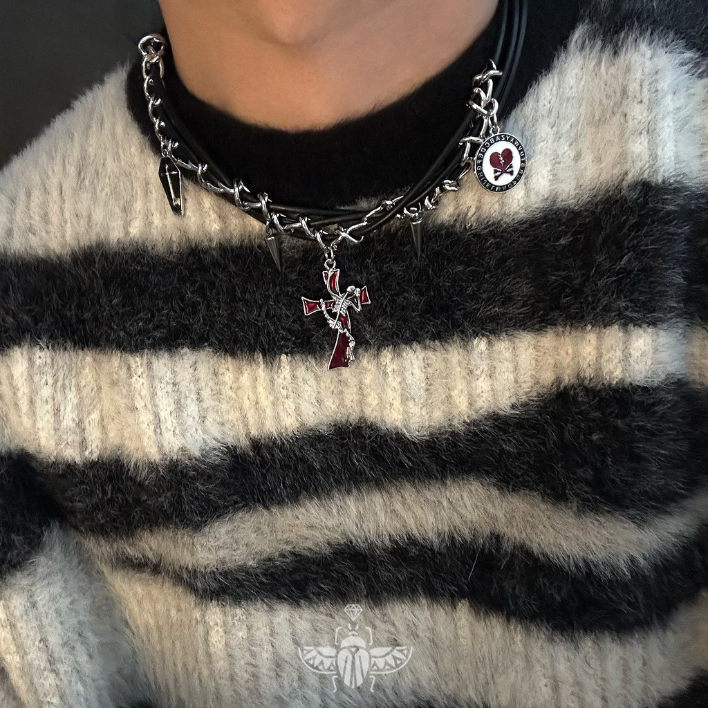 Y2k hip-hop dark collarbone chain, female choker cross, rivet wrapped ...