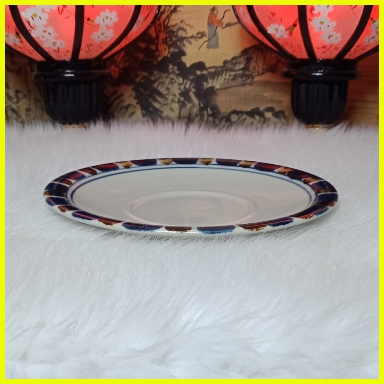 ✧ ❁ ☩ 1923 YAMATO HAND PAINTED STONEWARE DESSERT PLATE - JAPAN