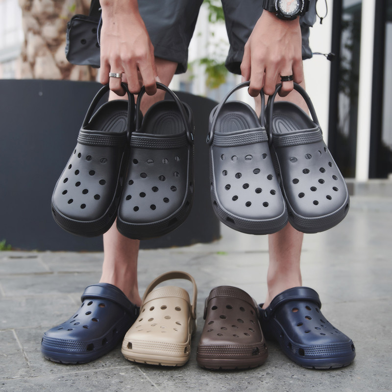 Ready Stock Man Classic Sandals Croc Sandals Men Beach Clog Hole Shoes