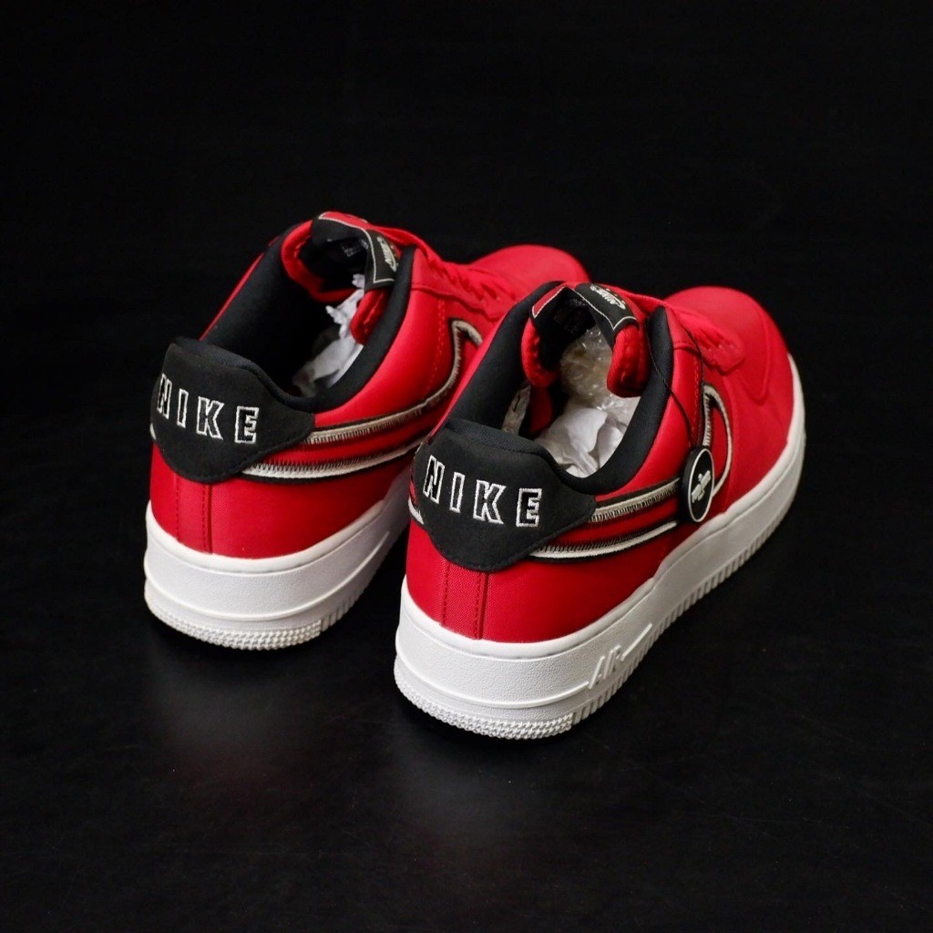 Air Force 1 Low 'Reverse Stitch selling Red Shoes Size 10.5