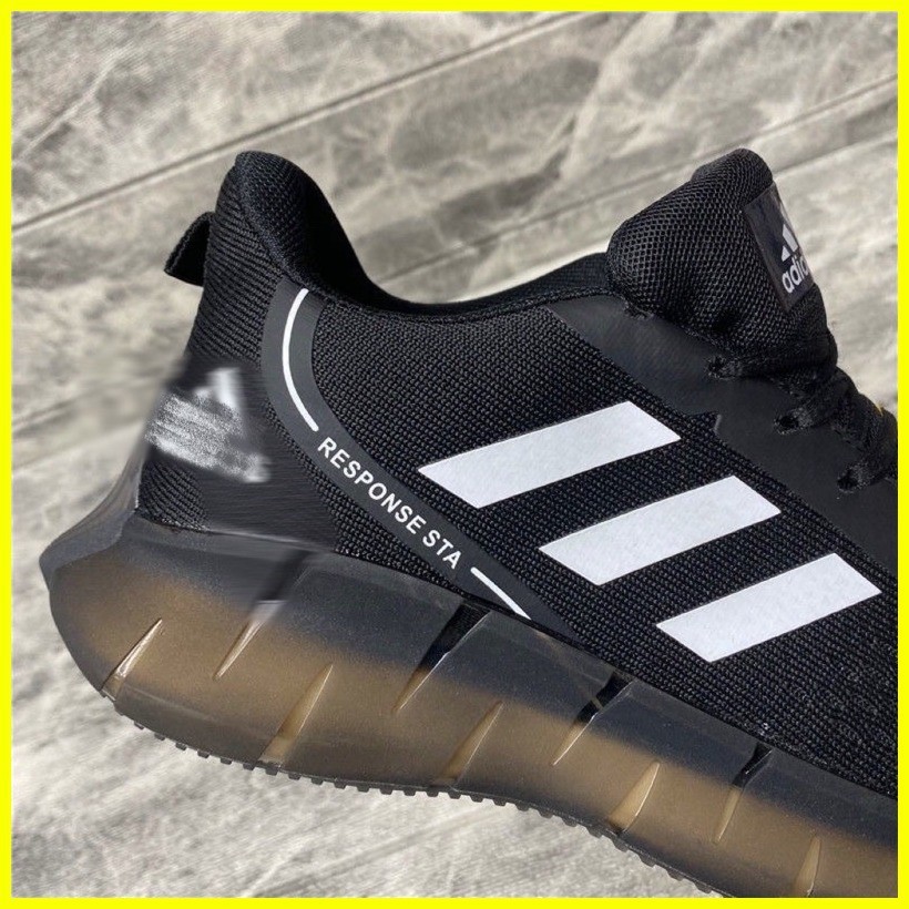 OEM QUALITY ADIDAS 2023 NEW ARRIVAL NMD R1 SWIFT RUNNING SHOES FOR MENS