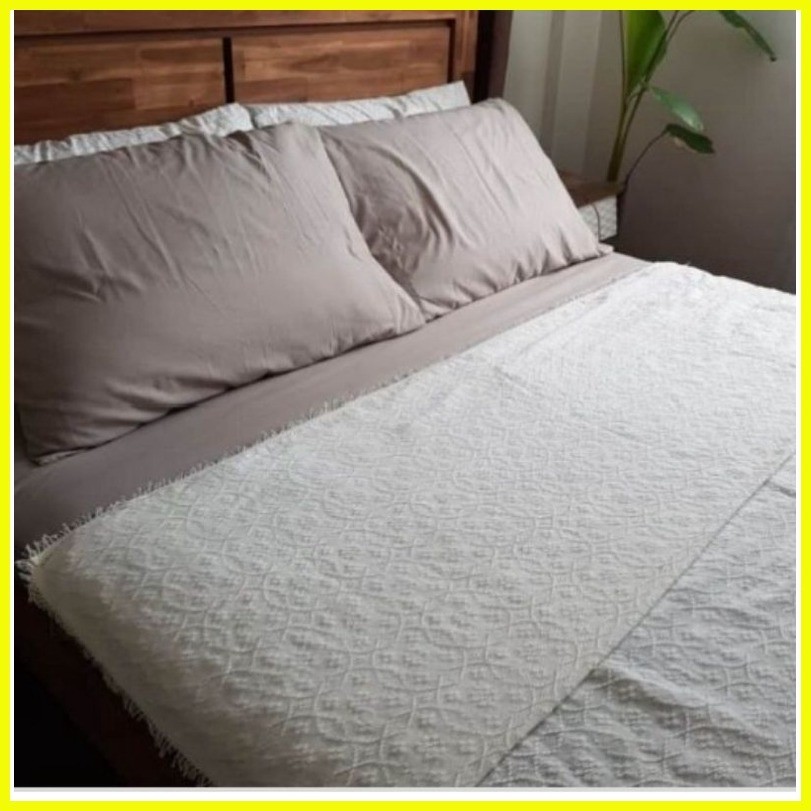 WHITE INABEL ILOCOS BLANKET QUEEN DOUBLE SIZE WHITE SIZE ABEL Blanket