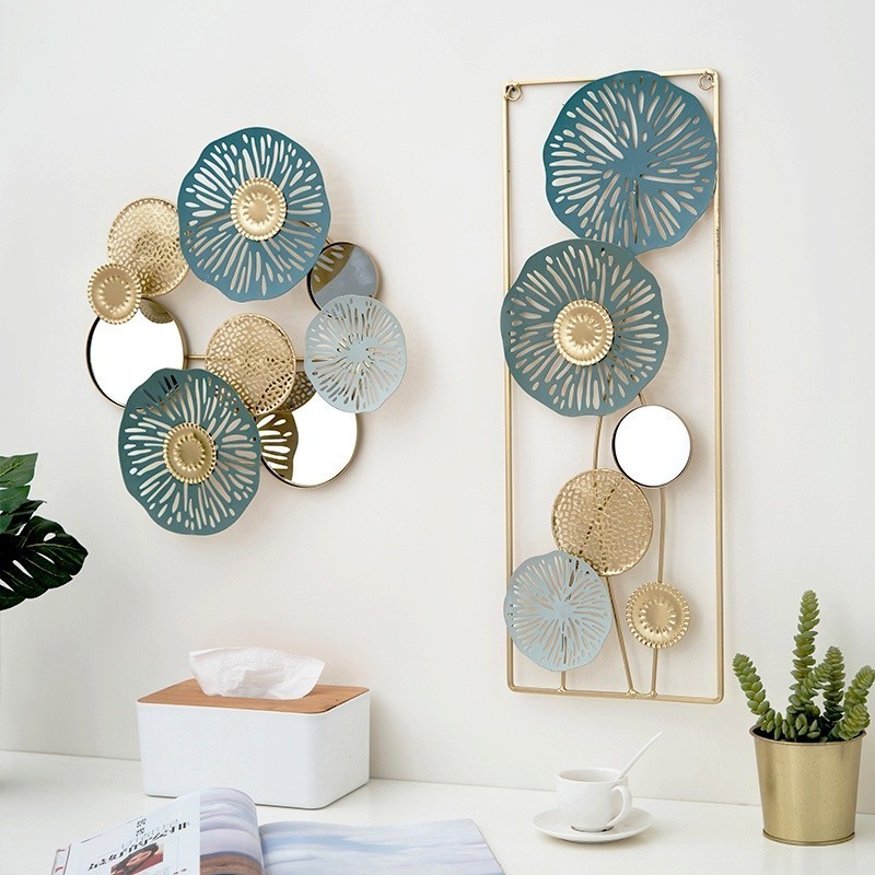 Metal Wall Decoration with Square Frame Room House Decorations Display ...