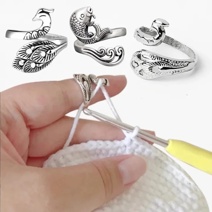 Adjustable Knitting Crochet Loop Ring, Braided Knitting Ring Yarn Guide ...