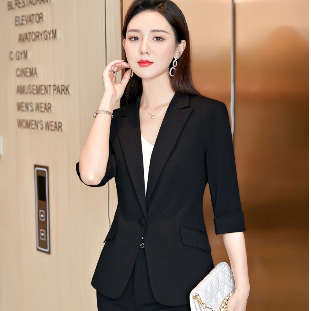 SilhouetteFit™ – Slim Blazer (Korean Fashion, Office-Ready Slimming Design)