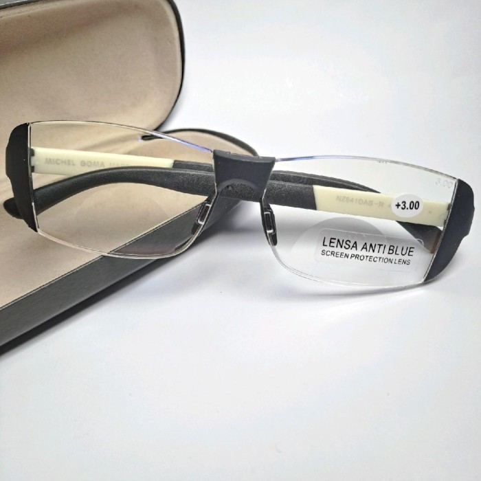 New Double Focus Reading Glasses for Men 40-Year and Above - Black, +1. ...
