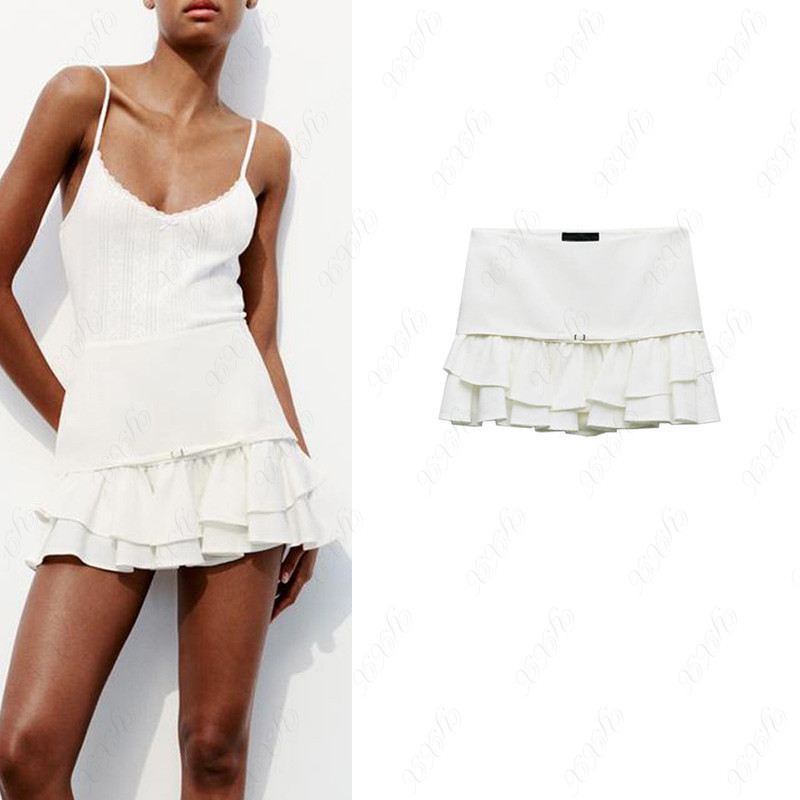 2912091 White Tassel Hem Skirt