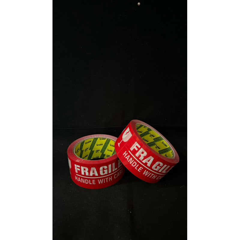 Fragile duct tape / ANTI-BANTING duct tape / DON'T SLAM / EASY TO ...