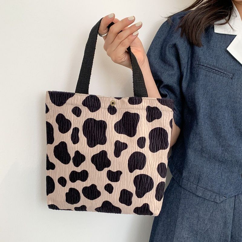 Handbags at low price outlet