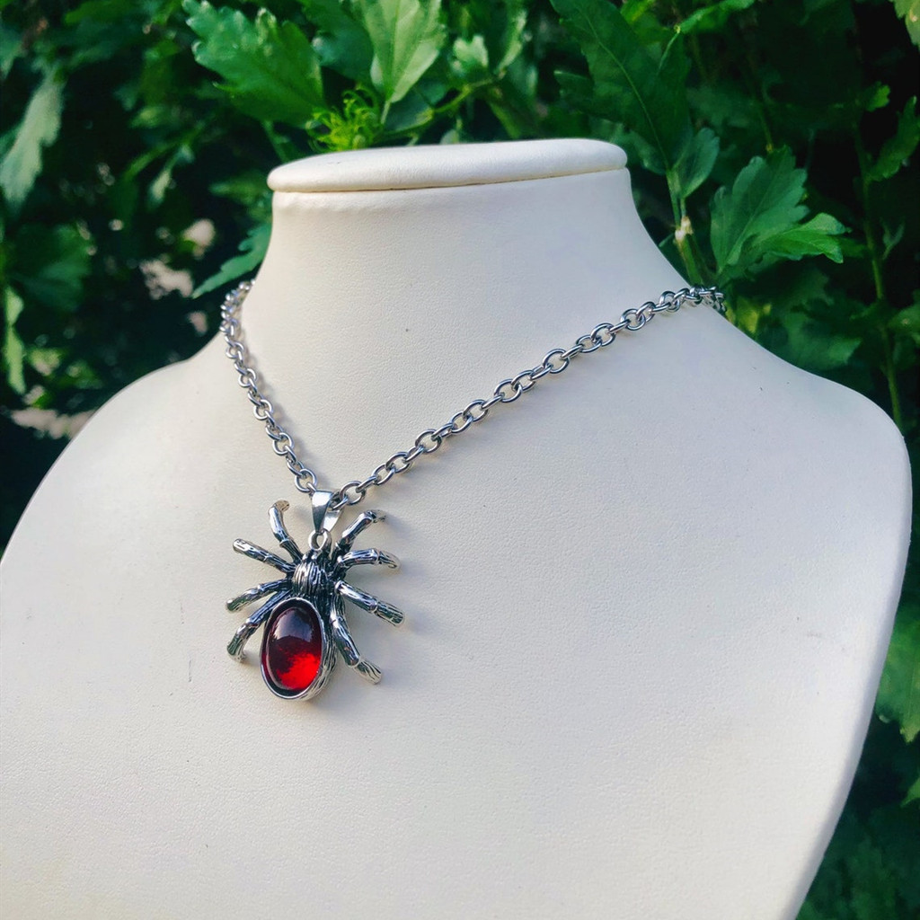 Retro Gothic Spider Pendant Gothic Personality Punk Diamond Necklace main image 1