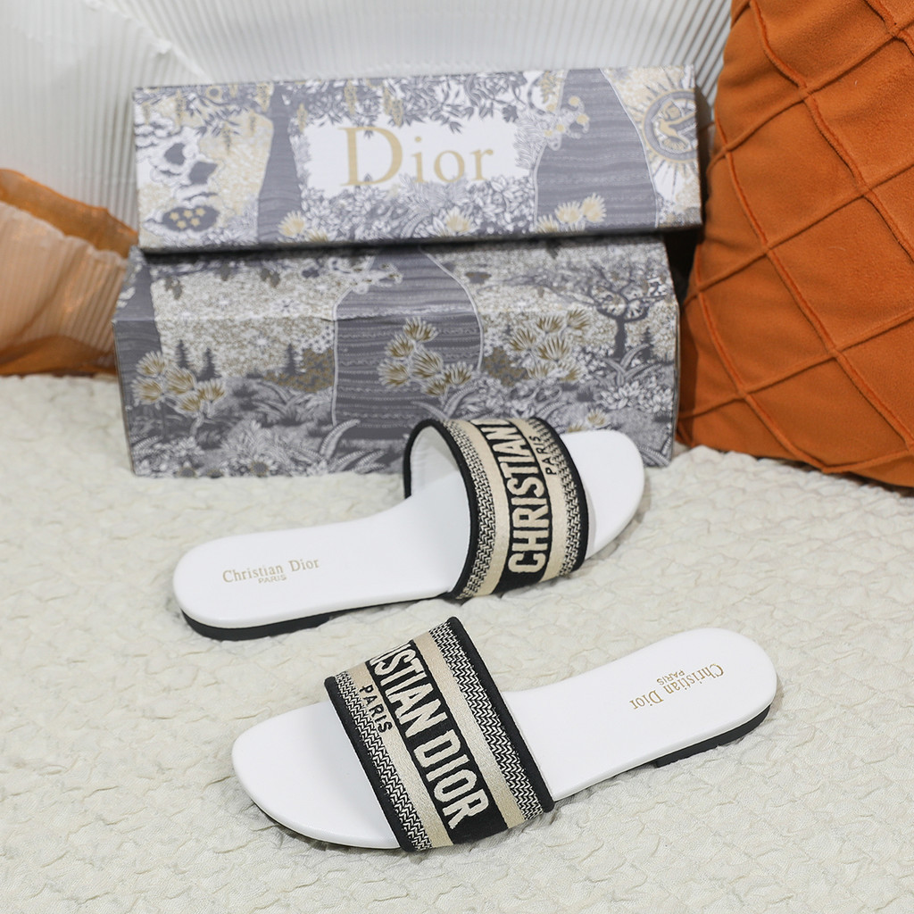 Cristian daniel slippers clearance