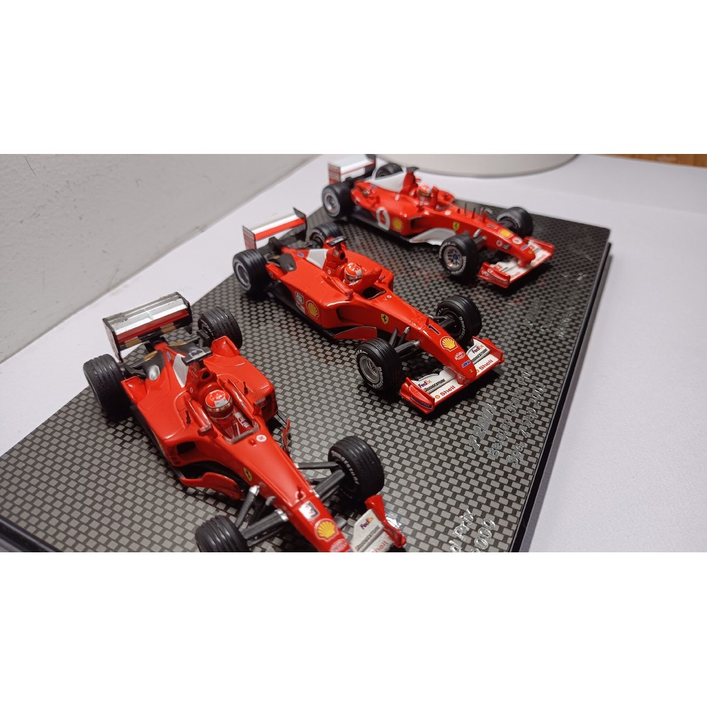 Ferrari F2002 Schumacher Hot Wheels 1/43 – Décalcomanies Tobacco à Poser