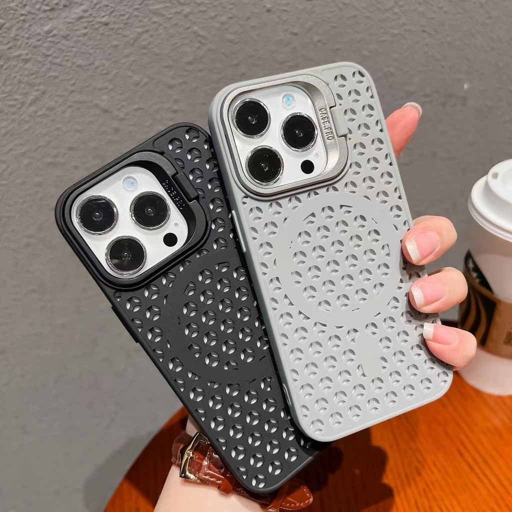 Korean Ins Heavy Metal Skeleton Hollow Out Case for iPhone 14 13 Pro Max Plus Back Phone Cover for 12 11 Pro Max Back - 202192403