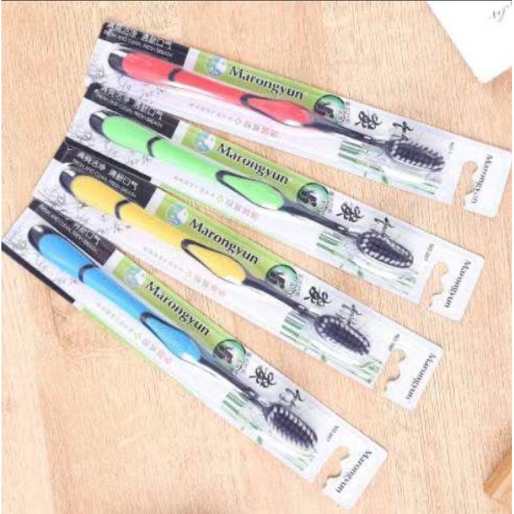 Single toothbrush, color sent randomly | Shopee Philippines