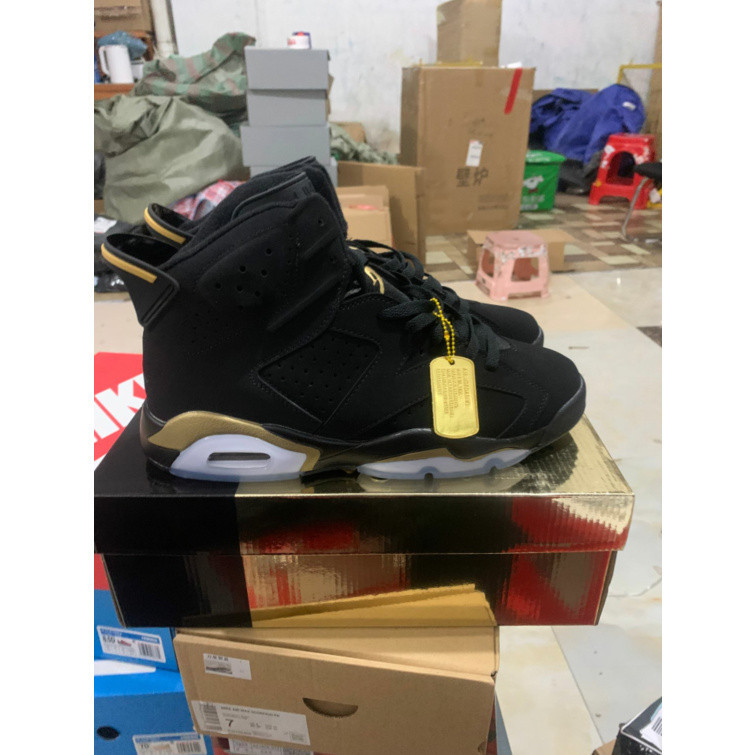 aj6 black gold