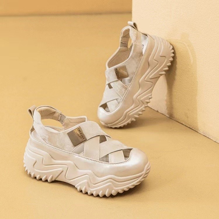 Women Sandals Korean Version Fashion Baotou Hollow Comfortable