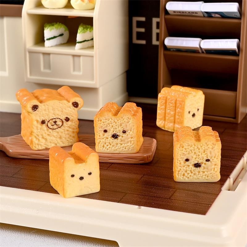 [HENGHOME] 5 PCS Cute Dollhouse Miniature Kitchen Food Toy Bagged Toast ...